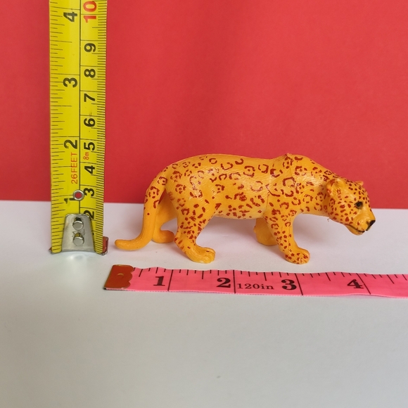 6/$20🔖JAGUAR Safari Ltd SOUTH AMERICAN WILDLIFE TOOB 100684 mini figure - Picture 5 of 5
